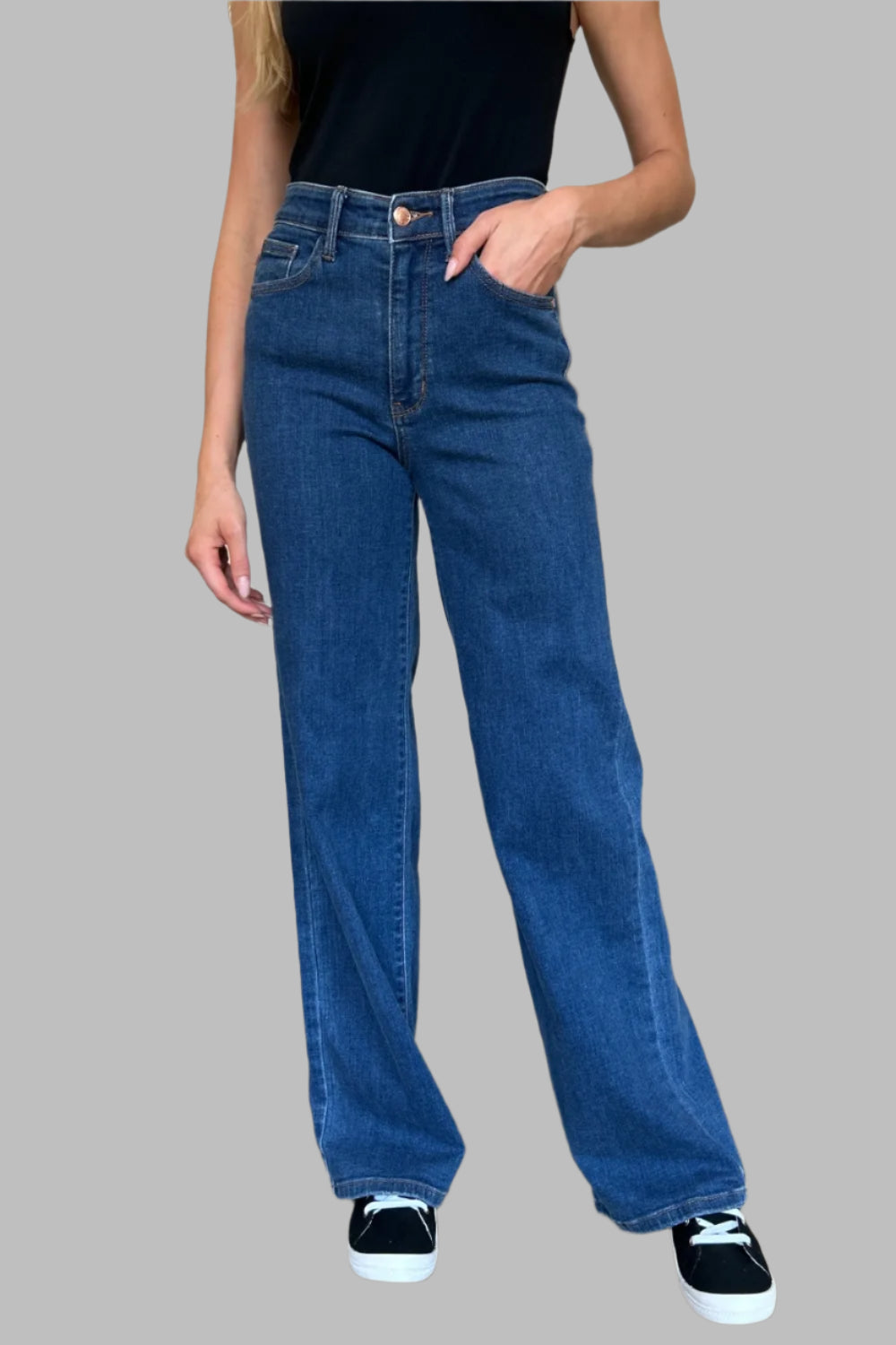 949cc8e2-bd67-40de-a47d-5878a032031e-Max