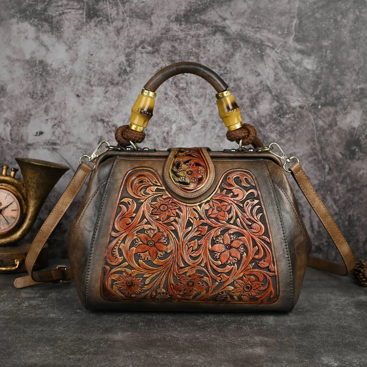 Luxury Handmade Women Shoulder Handbag Vintage Carved Leather